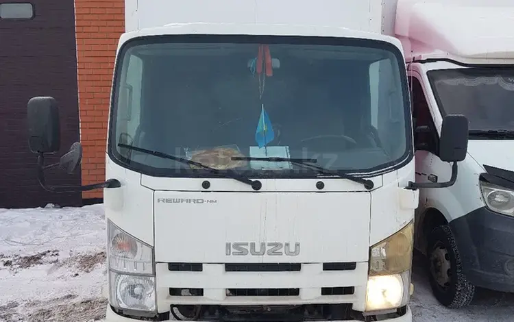 Isuzu  55е22 2014 года за 10 000 000 тг. в Астана