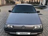 Volkswagen Passat 1990 года за 1 450 000 тг. в Астана