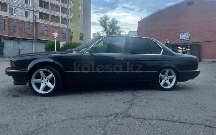 BMW 730 1993 года за 4 000 000 тг. в Астана