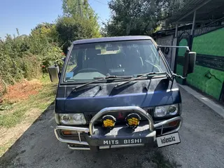 Mitsubishi Delica