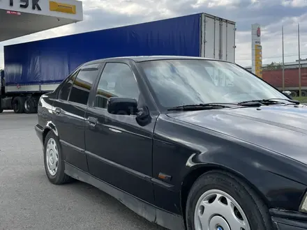 BMW 316 1996 года за 1 350 000 тг. в Уральск – фото 3