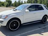 Mercedes-Benz ML 350 2008 года за 7 000 000 тг. в Актобе – фото 3