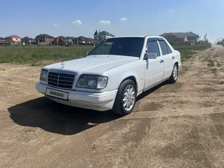 Mercedes-Benz E 220 1994 года за 1 800 000 тг. в Караганда – фото 8