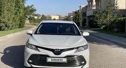Toyota Camry 2018 года за 15 000 000 тг. в Шымкент