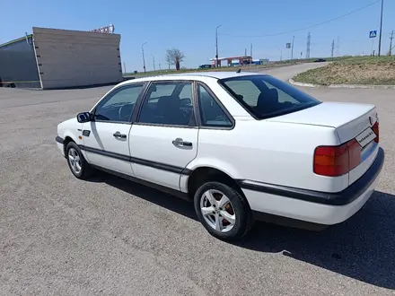 Volkswagen Passat 1994 года за 1 800 000 тг. в Караганда – фото 4