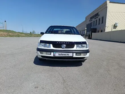Volkswagen Passat 1994 года за 1 800 000 тг. в Караганда – фото 6