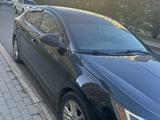 Hyundai Elantra 2019 года за 7 500 000 тг. в Астана – фото 2