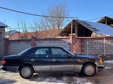 Mercedes-Benz E 230 1990 года за 2 000 000 тг. в Шымкент – фото 26