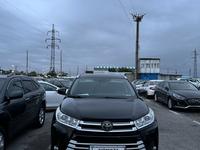 Toyota Highlander 2018 года за 15 800 000 тг. в Шымкент