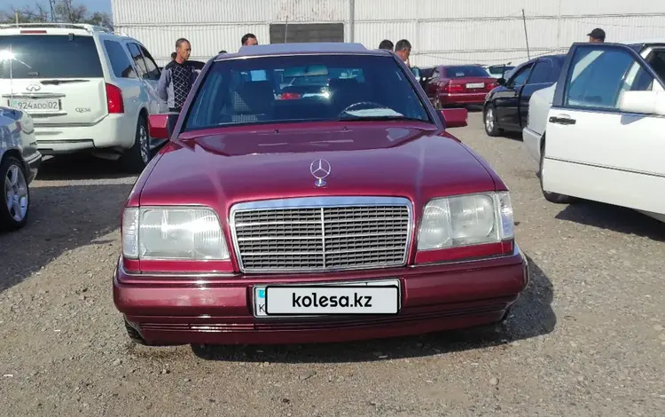 Mercedes-Benz E 220 1994 годаүшін3 300 000 тг. в Алматы