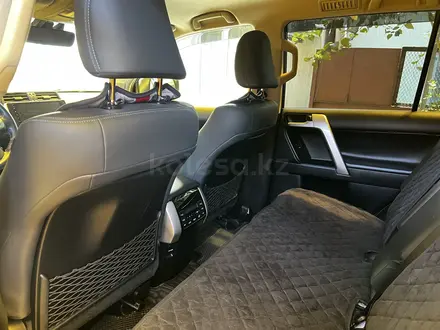 Toyota Land Cruiser Prado 2018 года за 30 500 000 тг. в Алматы – фото 10