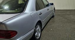 Mercedes-Benz E 280 1996 годаүшін2 700 000 тг. в Семей – фото 5