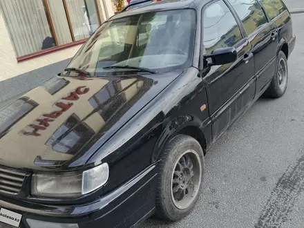 Volkswagen Passat 1995 года за 950 000 тг. в Шымкент – фото 2