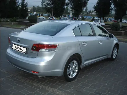Toyota Avensis 2011 года за 7 400 000 тг. в Алматы – фото 4