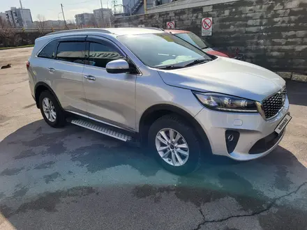 Kia Sorento 2018 года за 11 800 000 тг. в Алматы – фото 5