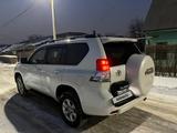 Toyota Land Cruiser Prado 2011 года за 13 500 000 тг. в Алматы – фото 5