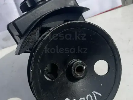 ГУР насос Volvo за 25 000 тг. в Алматы