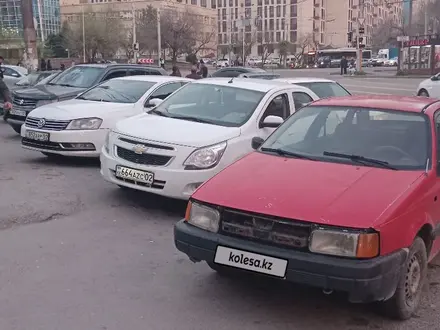 Volkswagen Passat 1990 года за 695 000 тг. в Алматы