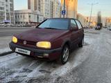 Volkswagen Golf 1993 годаfor750 000 тг. в Астана