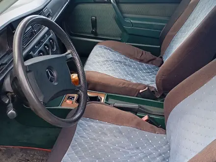 Mercedes-Benz 190 1991 года за 750 000 тг. в Астана – фото 7