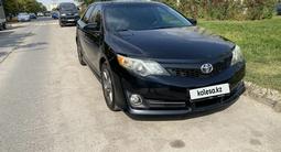 Toyota Camry 2013 года за 9 300 000 тг. в Алматы – фото 3