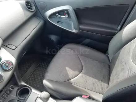 Toyota RAV4 2010 года за 7 200 000 тг. в Алматы – фото 3
