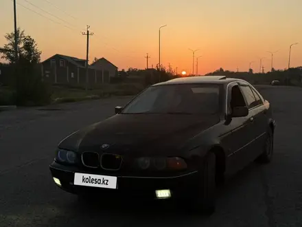 BMW 528 2000 года за 2 900 000 тг. в Астана