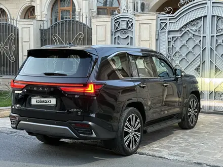 Lexus LX 600 2024 года за 74 500 000 тг. в Алматы – фото 3