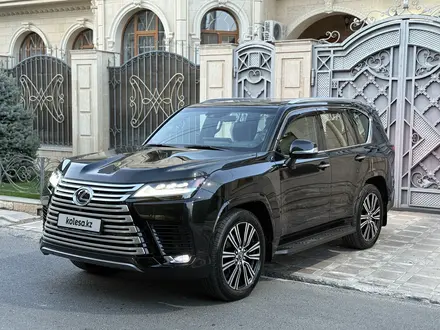 Lexus LX 600 2024 года за 74 500 000 тг. в Алматы