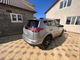 Toyota RAV4 2018 годаүшін10 000 000 тг. в Уральск – фото 4