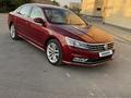 Volkswagen Passat 2017 года за 8 500 000 тг. в Актау