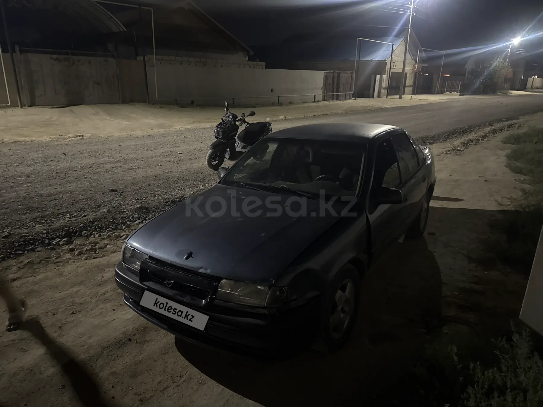 Opel Vectra, 1993
