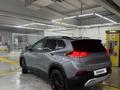 Chevrolet Tracker 2021 года за 7 500 000 тг. в Караганда – фото 2