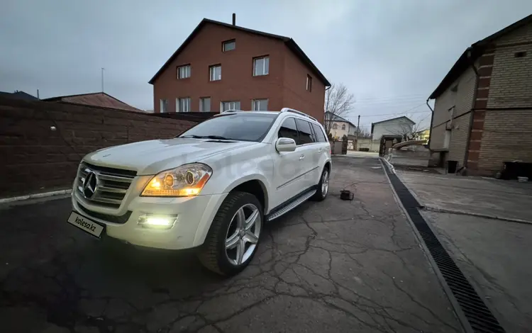 Mercedes-Benz GL 550 2009 года за 11 000 000 тг. в Астана