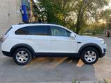 Chevrolet Captiva 2012 года за 7 200 000 тг. в Уральск – фото 2