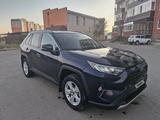 Toyota RAV4 2020 года за 15 000 000 тг. в Уральск – фото 4