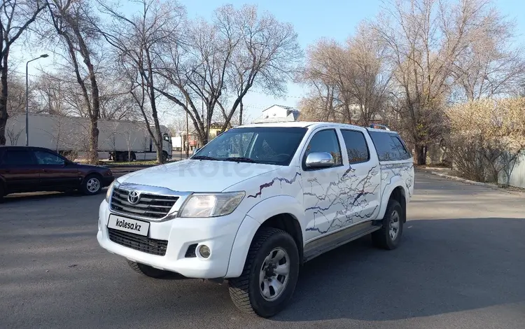 Toyota Hilux 2012 года за 12 500 000 тг. в Алматы