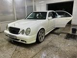 Mercedes-Benz E 55 AMG 2000 годаfor9 500 000 тг. в Алматы – фото 5