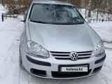 Volkswagen Golf 2004 года за 3 700 000 тг. в Костанай