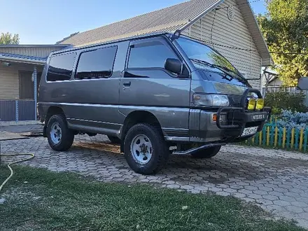 Mitsubishi Delica 1996 года за 2 600 000 тг. в Алматы – фото 5