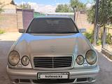 Mercedes-Benz E 280 1997 года за 2 600 000 тг. в Кордай – фото 3