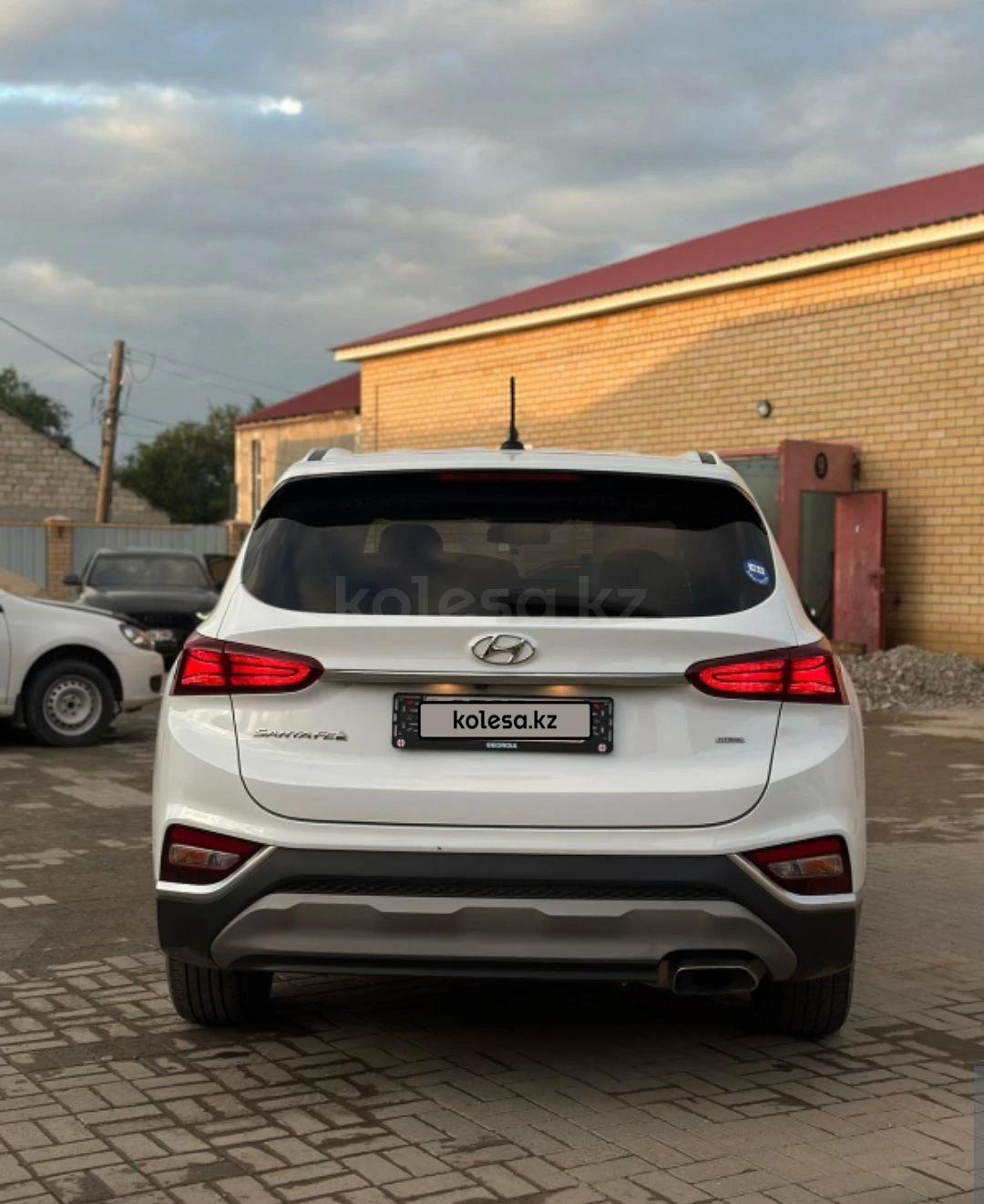 Hyundai Santa Fe 2020 г.