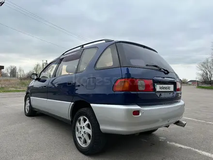 Toyota Ipsum 1996 года за 3 200 000 тг. в Алматы – фото 2