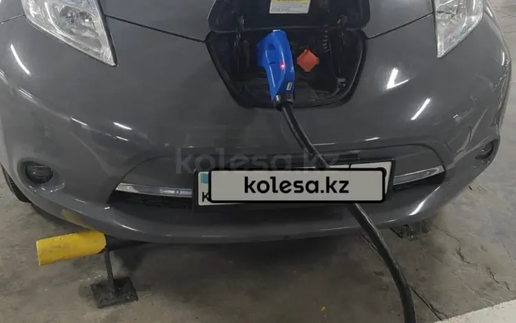 Nissan Leaf 2016 года за 12 000 000 тг. в Алматы