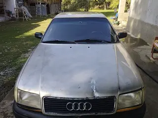 Audi 100