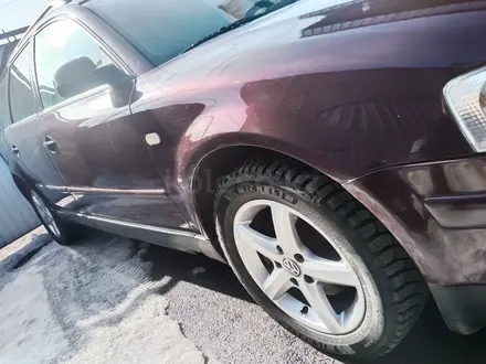 Volkswagen Passat 1998 года за 3 000 000 тг. в Караганда – фото 4
