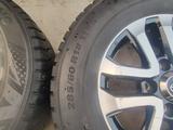 Диски с шинами за 600 000 тг. в Алматы – фото 2