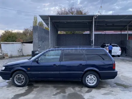 Volkswagen Passat 1996 года за 1 750 000 тг. в Шымкент – фото 4