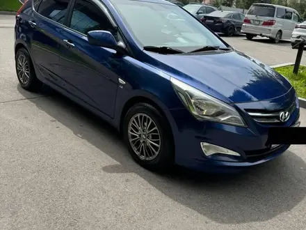 Hyundai Solaris 2014 года за 5 700 000 тг. в Алматы – фото 2