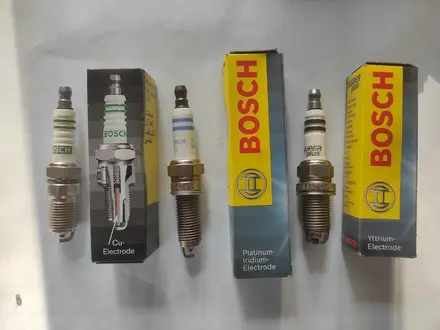 Свечи зажигания MERCEDES. за 5 000 тг. в Алматы